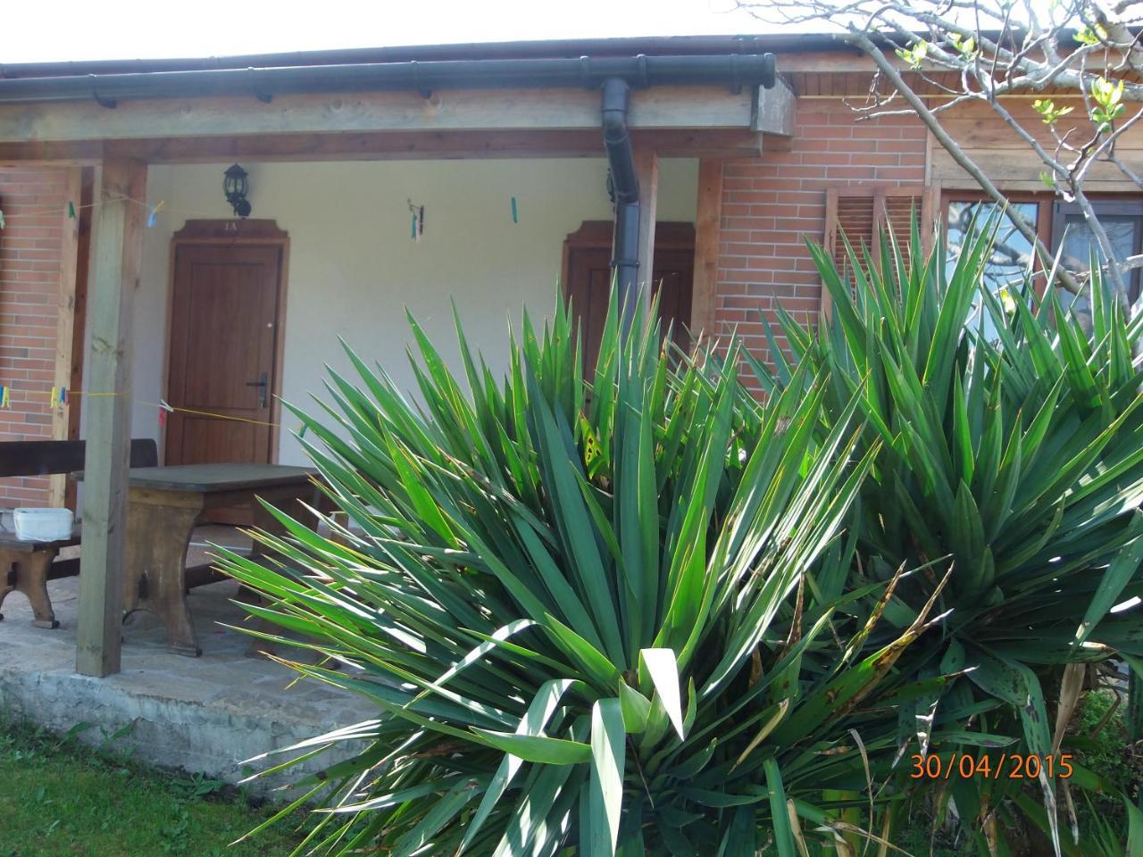 Villas And Bungalows Panorama Chernomorets Luaran gambar